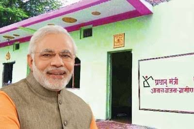 images 22 - प्रधानमंत्री आवास योजना के लाभार्थियों को सौंप गई चाबी, सहजन का पौधा।