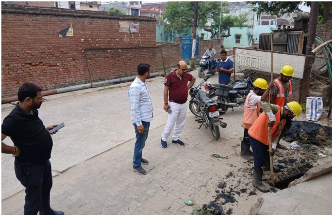 494785723 984432087237302 7393529759024657032 n - नगर निगम क्षेत्र में शुरू किया गया नालों की सफाई का अभियान।