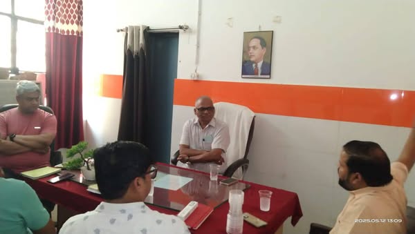ffff 1 - मुख्य चिकित्सा अधिकारी ने सामुदायिक स्वास्थ्य केन्द्र मया बाजार,गोसाईगंज,सीएचसी तारून का किया निरीक्षण।