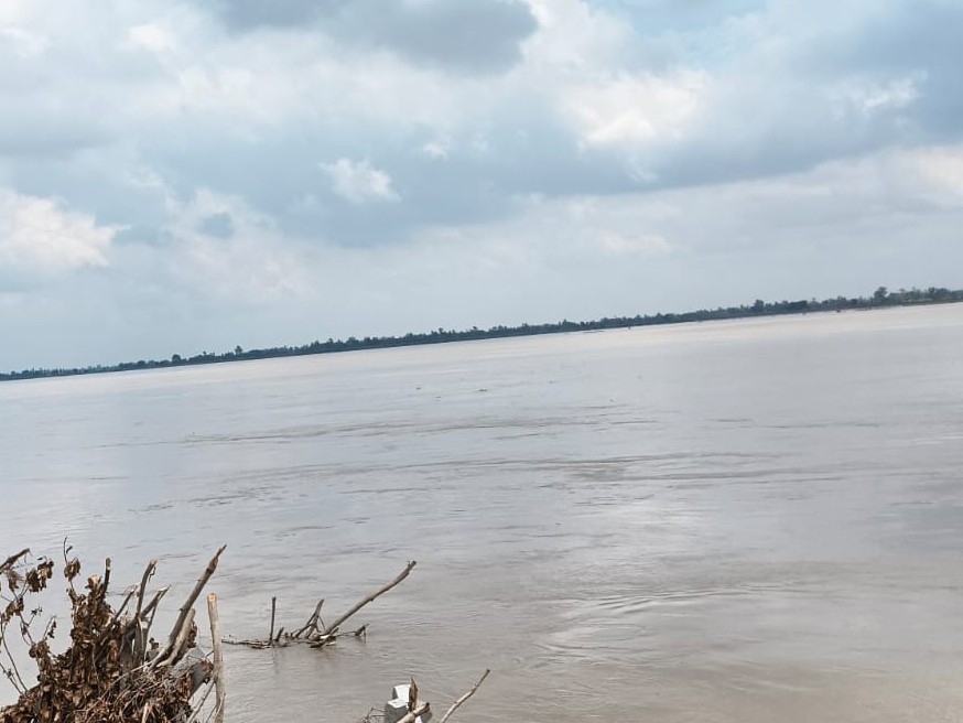 77f463e9 fe55 40f6 b114 66133a610063 1751454999478 - सरयू नदी ने पार की चेतावनी सीमा, प्रशासन ने बढ़ाई निगरानी।